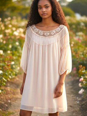 HeartSoul Cream Chiffon‎ Top with Lace Collar - Size L